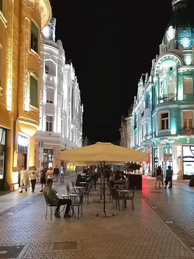 Spiegel Center Daire Oradea Dış mekan fotoğraf