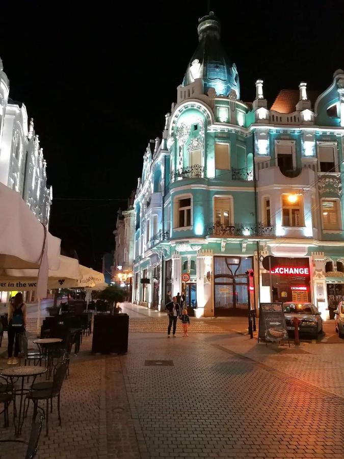 Spiegel Center Daire Oradea Dış mekan fotoğraf